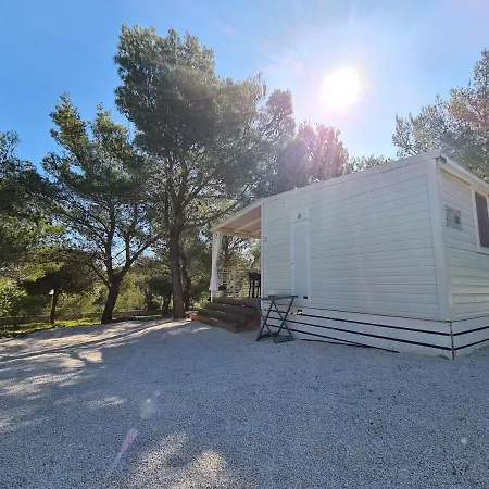 Mobile Homes Blue Class B56 * Jezera